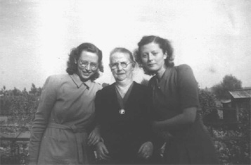 Tine, mama, Mies